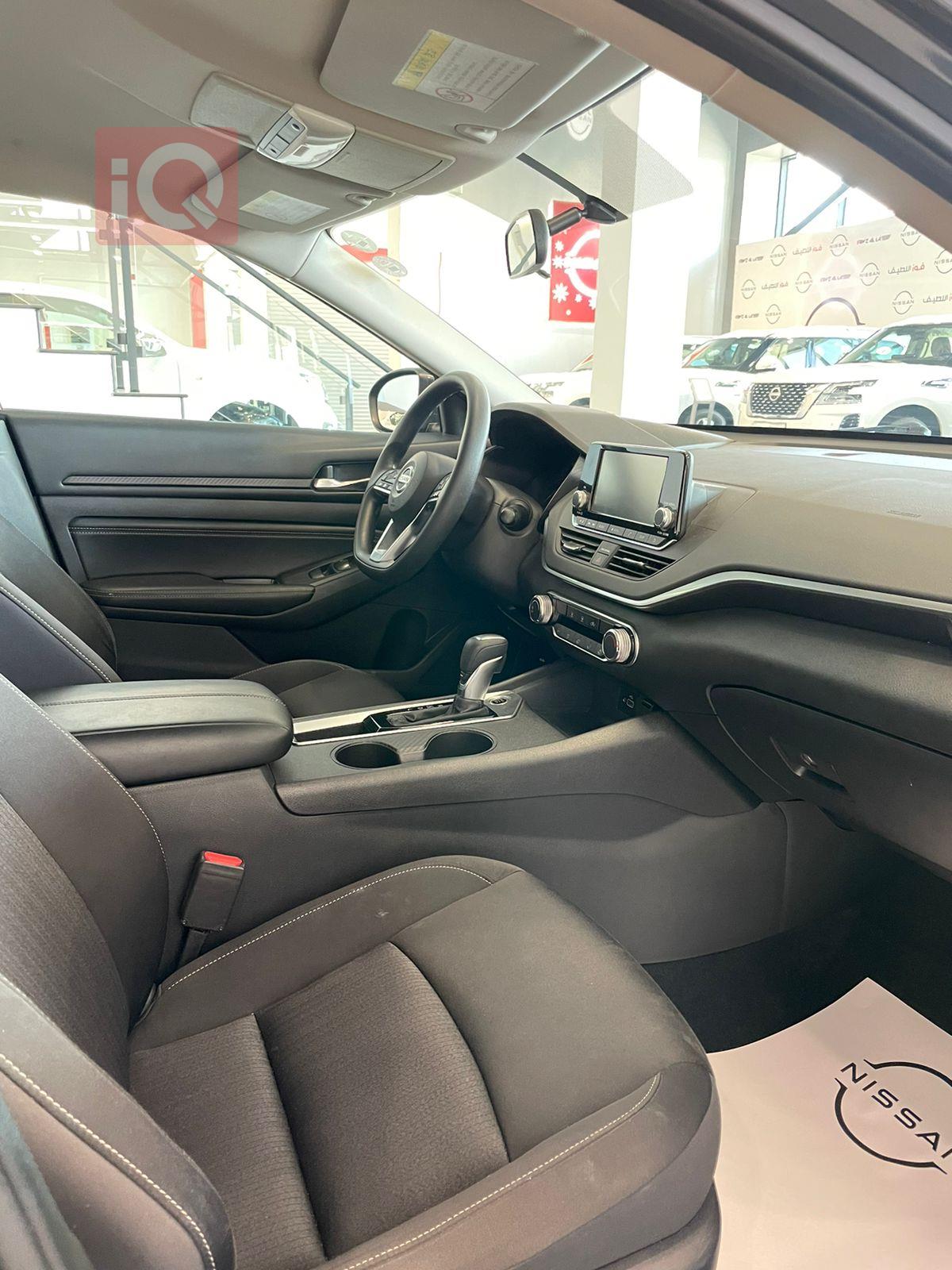 https://cdn.iqcars.io3.jpg